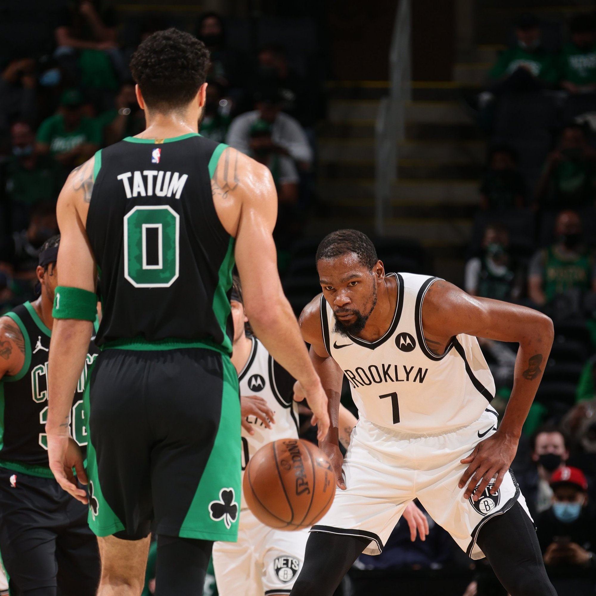 塔图姆焦点对战，哈登与60激战尤文图斯分钟，锐不可当胜负难料！